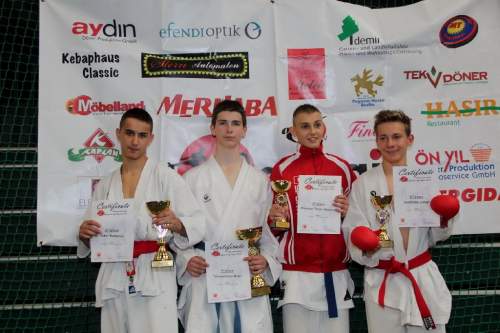 banzai 2013-0059.JPG --- erstellt mit toms-galerie V1.3 - www.tomshaus.de